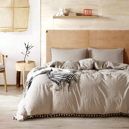 Three-piece bedding set