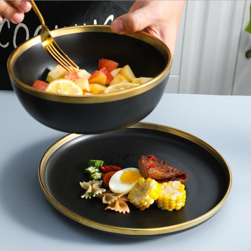 Ceramic black bowl and plate cutlery set