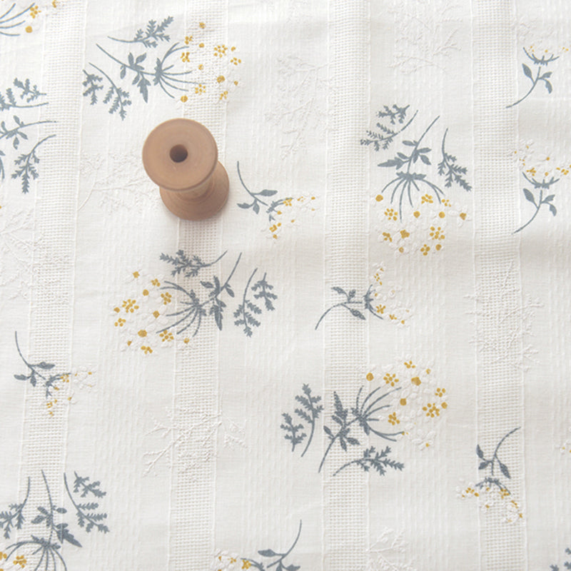 Small And Beautiful Flower Cluster Jacquard Cotton Yarn Fabric