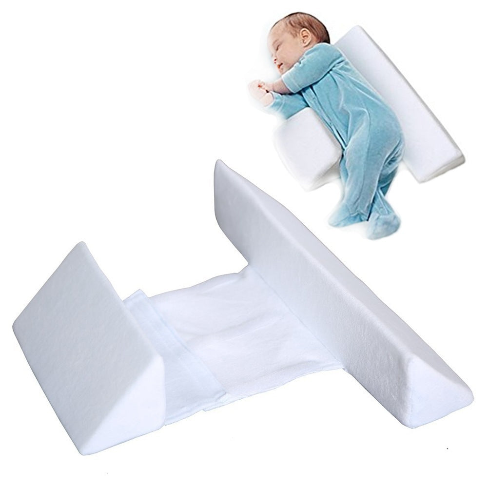 Triangle positioning baby pillow