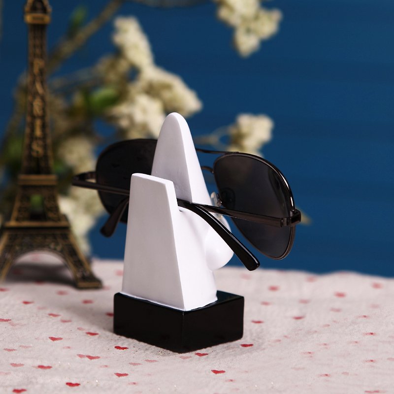 Nose Eyeglass Holder