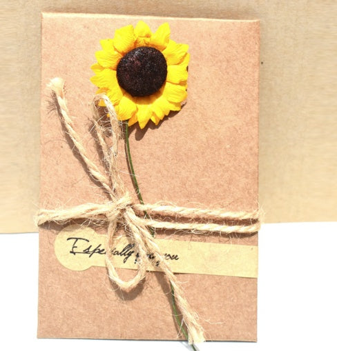 Creative kraft dried flower greeting card