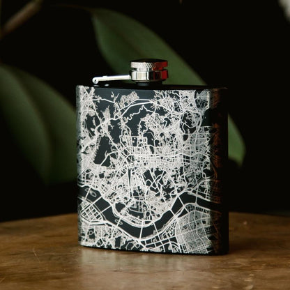 Baton Rouge - Louisiana Map Hip Flask in Matte Black