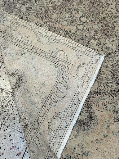 Authentic Anatolian Handmade Rug - Traditional Turkish Wool Carpets for Timeless Elegance