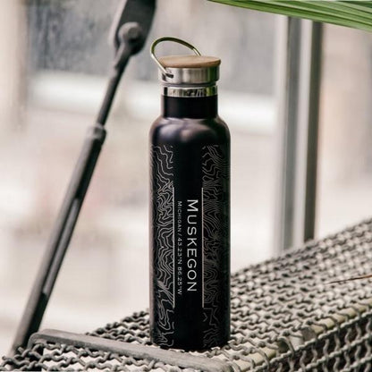 Muskegon - Michigan Map Bottle with Bamboo Top in Matte Black