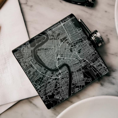 New Orleans - Louisiana Map Hip Flask in Matte Black